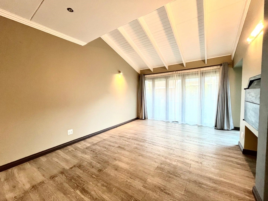 3 Bedroom Property for Sale in Woodland Hills Free State
